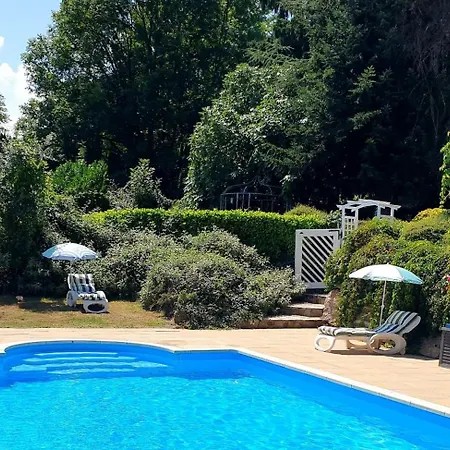 La Ferme De Jeanne B&B 생지롱