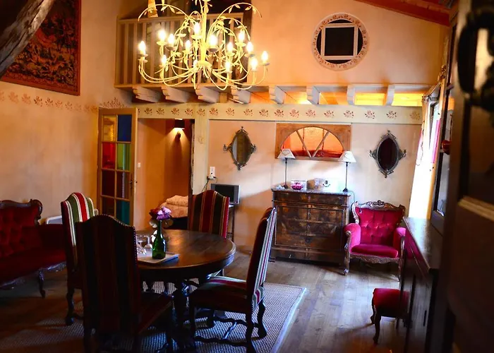 La Ferme De Jeanne ベッド・アンド・ブレックファスト サン・ジロン